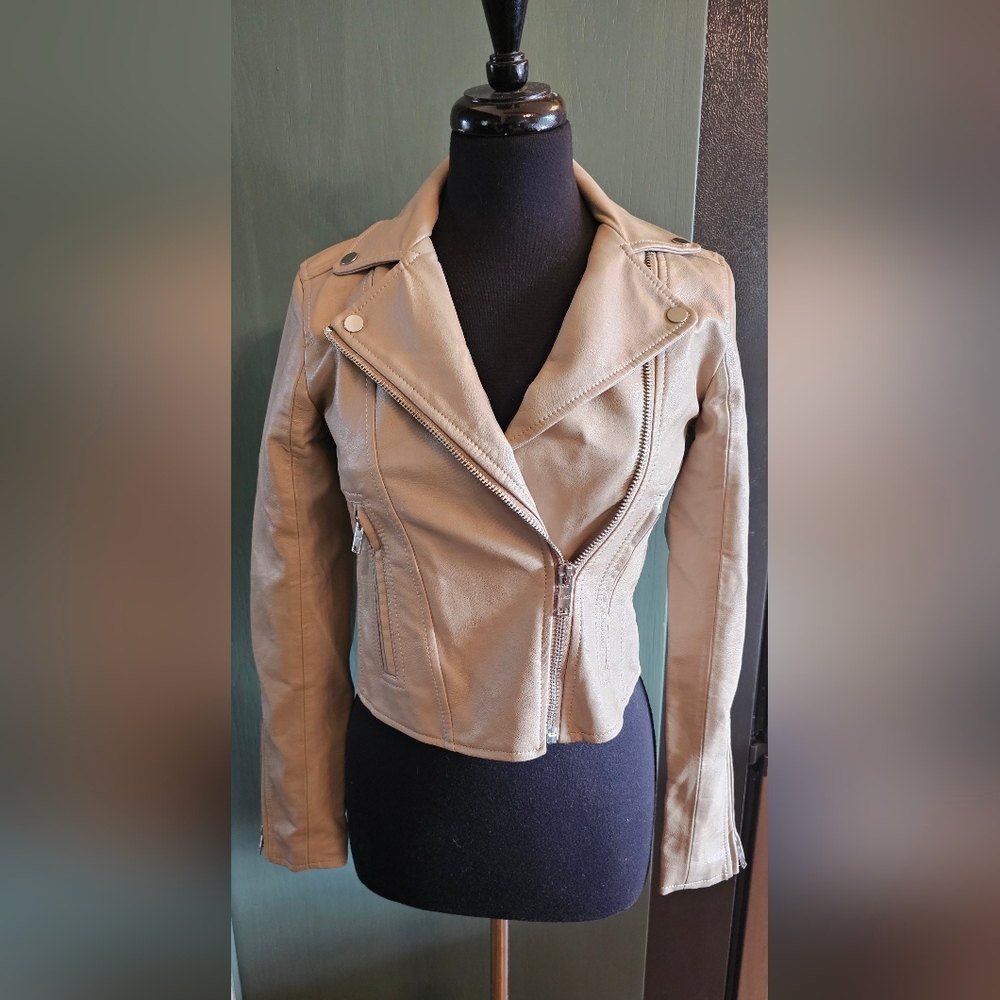 Abercrombie & Fitch vegan leather jacket